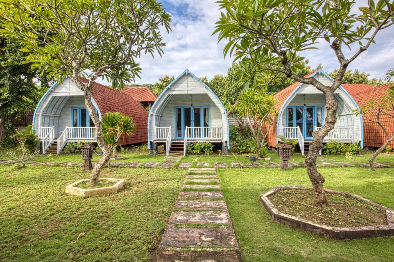 Megaland Bungalow Batununggul Bagian luar foto